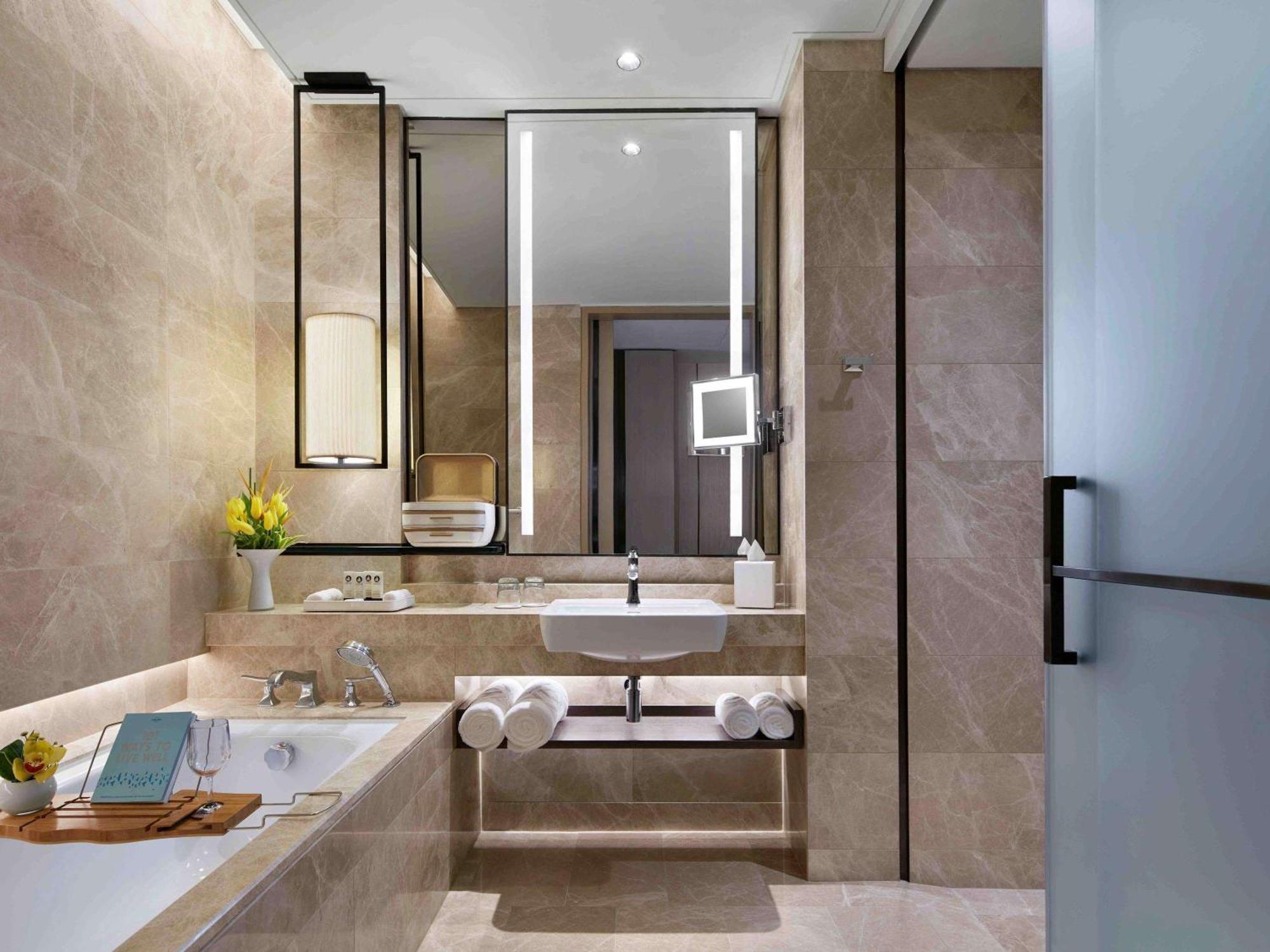 Sofitel Singapore City Centre Esterno foto