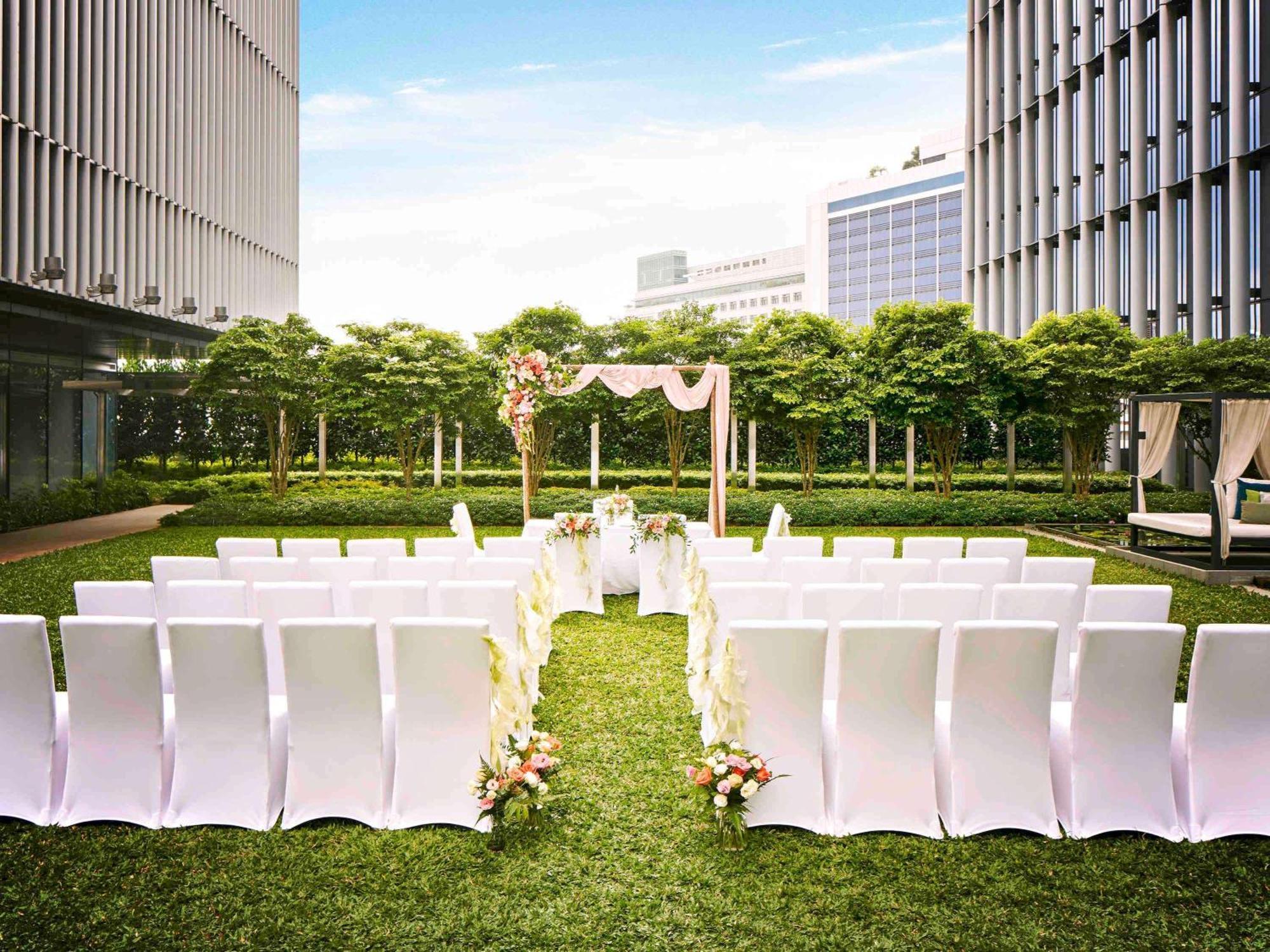 Sofitel Singapore City Centre Esterno foto